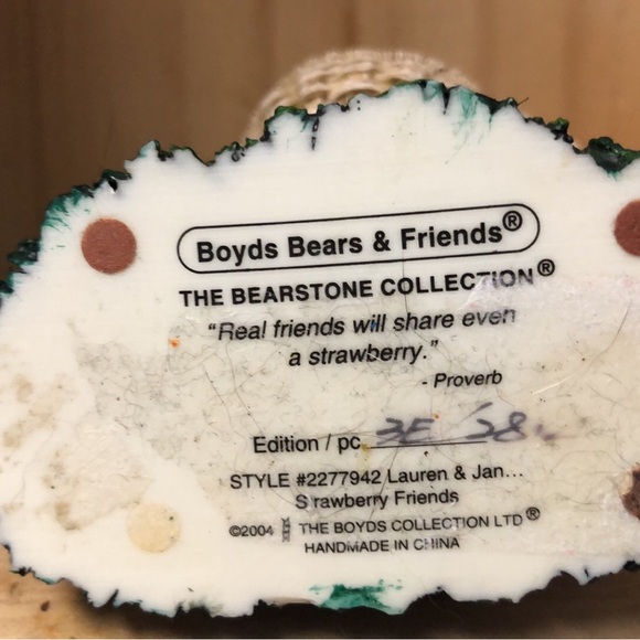Boyd’s Bears Lauren & Jan Strawberry friends - Picture 5 of 5